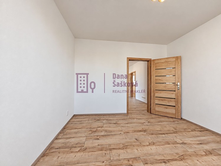Квартира 3+1 в оренду, 63 м² (13 з 18)