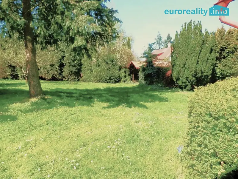 Prodej stavebního pozemku 2212 m², Dolní Břežany – náhled fotky 2