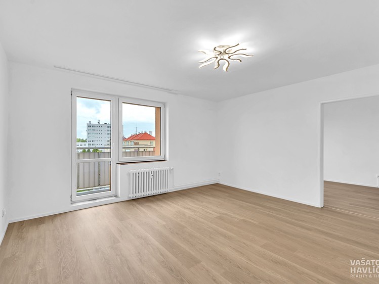 Pronájem bytu 3+1, 61 m² (7 z 17)