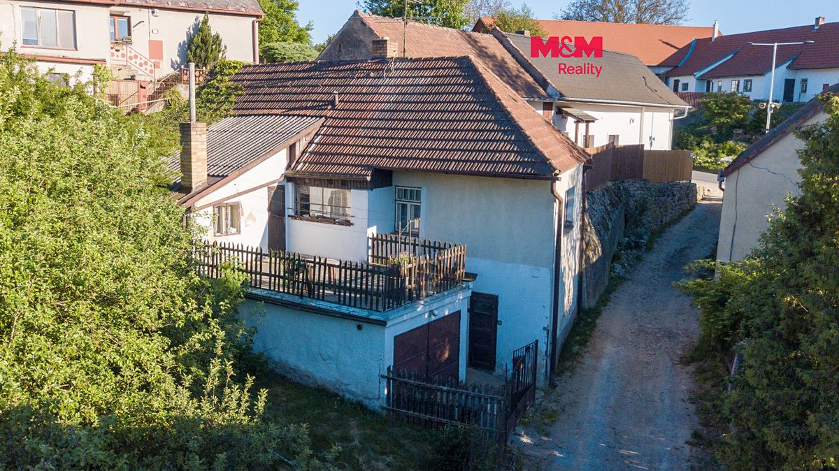 Prodej rodinného domu 85 m², pozemek 150 m², Deštná – fotka 1 z 3
