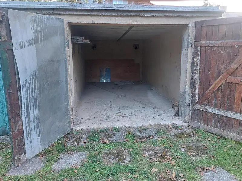 Pronájem garáže 17 m², Praha – náhled fotky 3