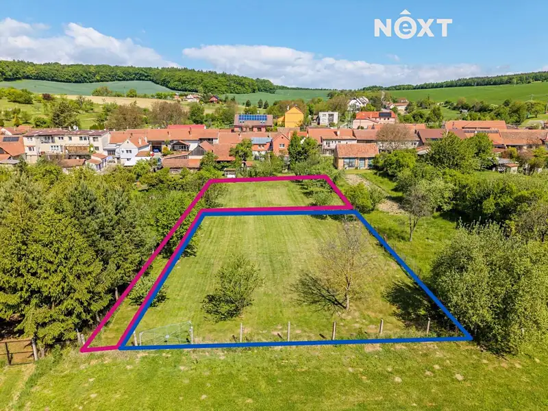 Prodej stavebního pozemku 979 m², Snovídky – náhled fotky 3