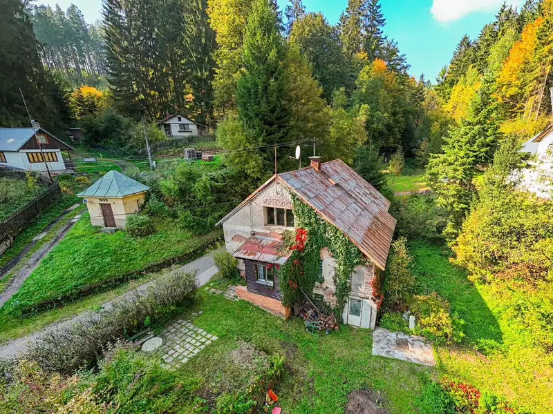 Prodej rodinného domu 223 m², pozemek 3747 m², Trutnov – náhled fotky 3