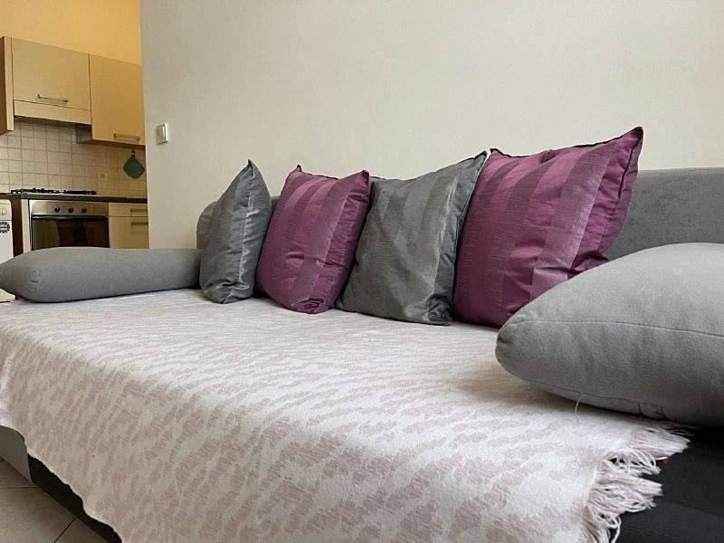 Pronájem bytu 2+kk 45 m², Praha – fotka 1 z 3