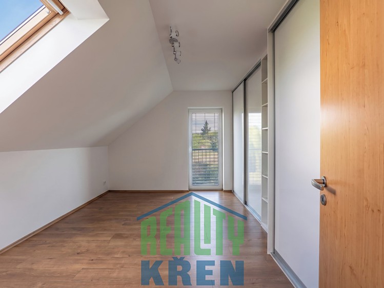 Prodej domu, 151 m² (24 z 27)