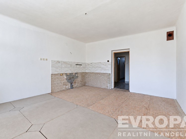 Prodej komerčního prostoru, 180 m² (20 z 36)