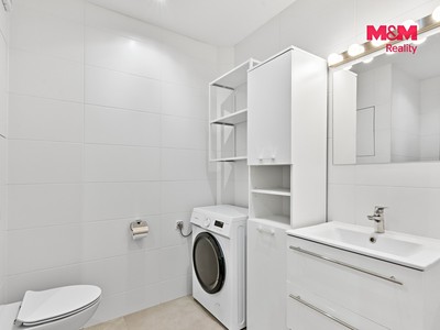 Prodej bytu 1+kk, 29 m² (2 z 15)