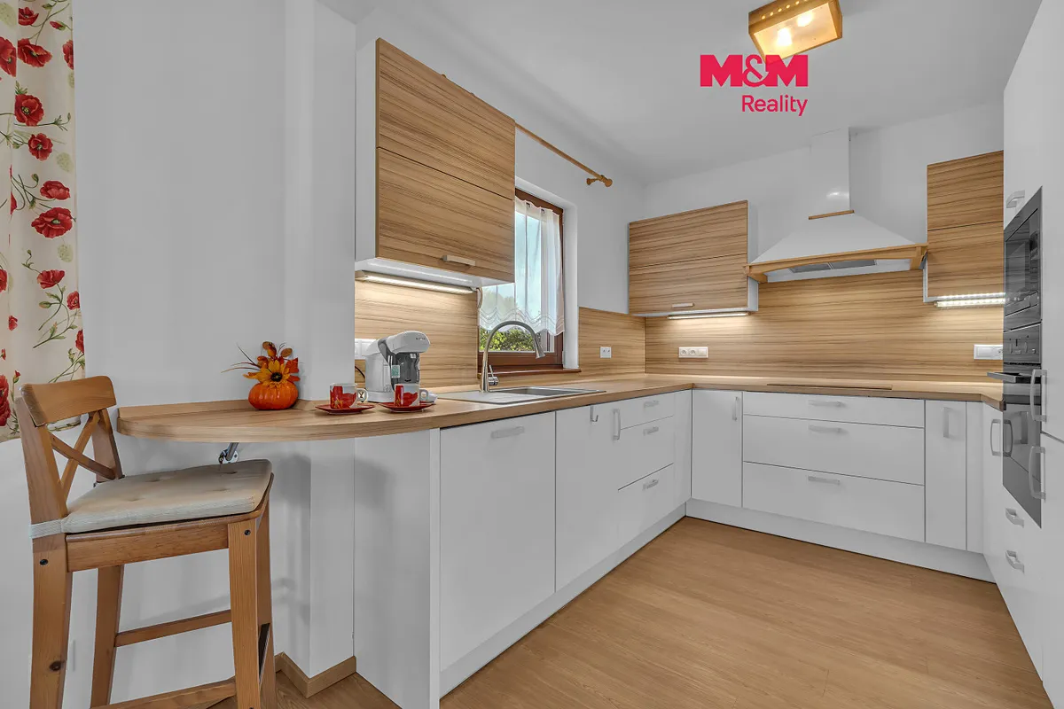 Prodej rodinného domu 136 m², pozemek 2796 m²