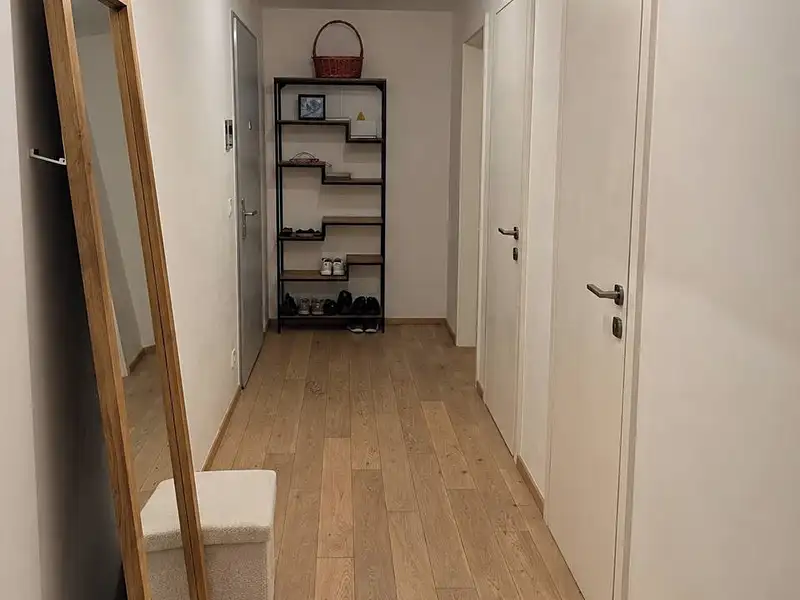 Prodej bytu 4+kk 94 m², Praha – náhled fotky 1