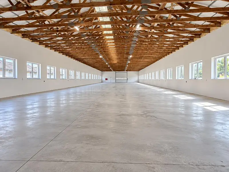 Pronájem výrobní haly, prostoru 1264 m², Kuřim – náhled fotky 2
