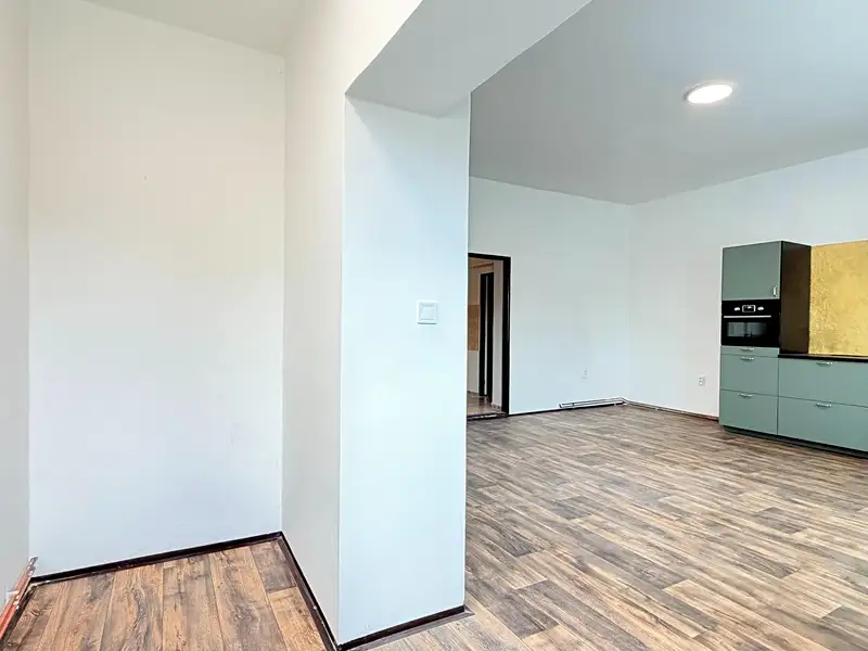 Pronájem činžovního domu 410 m², Jilemnice – náhled fotky 3