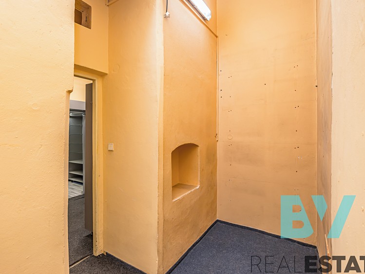 Комерційне приміщення в оренду, 47 м² (13 з 21)