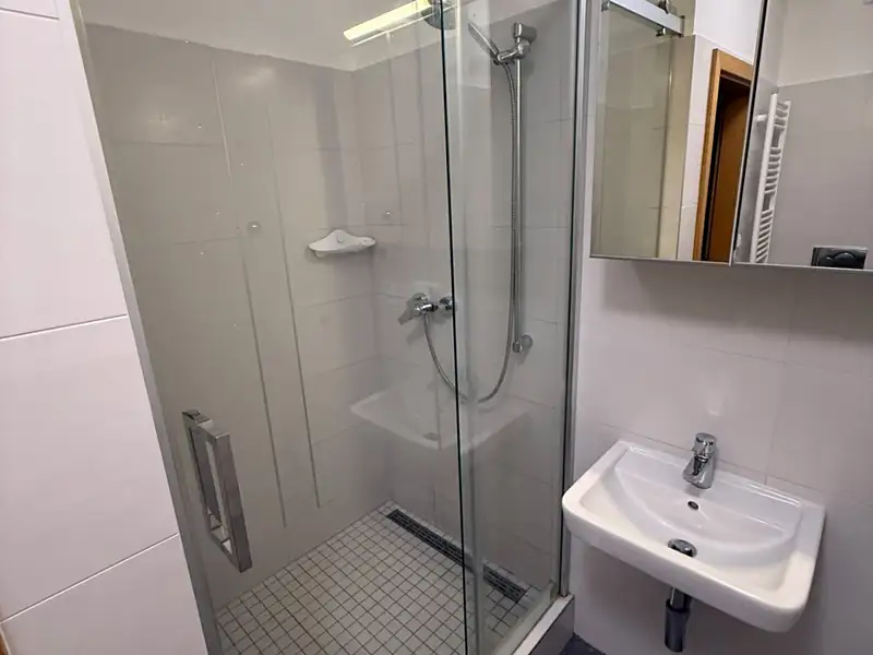 Pronájem bytu 2+kk 38 m², Praha – náhled fotky 1