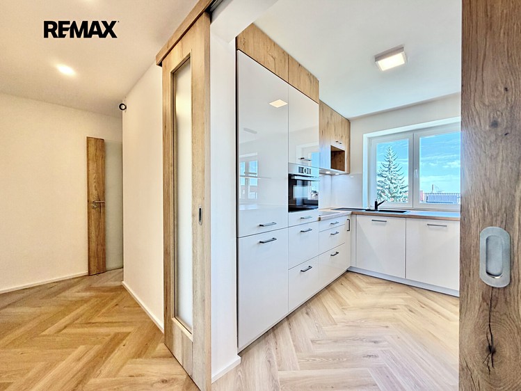 Квартира 3+kk в оренду, 60 м² (17 з 33)