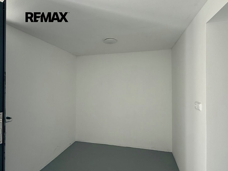 Квартира 4+1 на продаж, 150 м² (42 з 54)