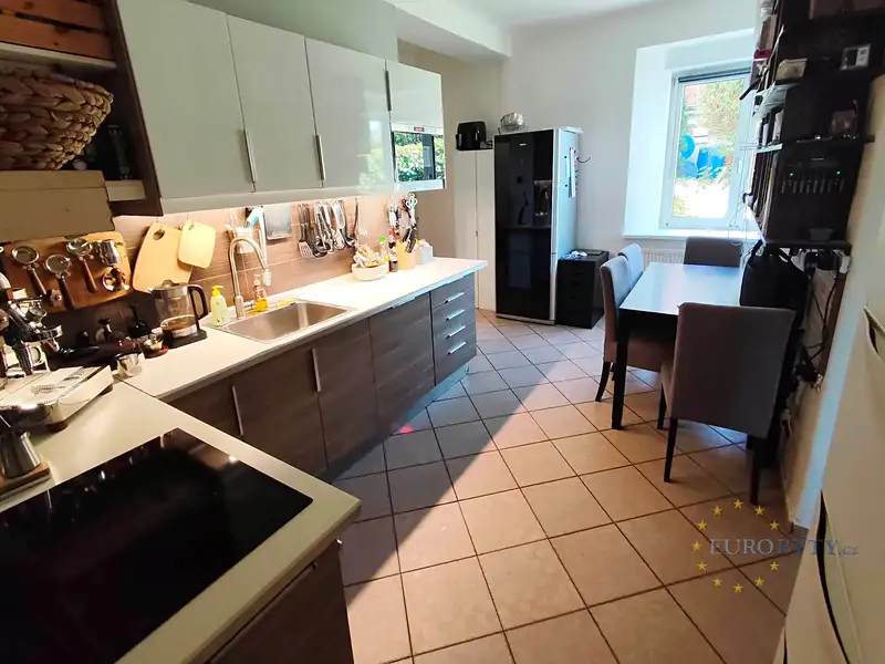 Pronájem bytu 2+1 70 m², Praha – náhled fotky 3