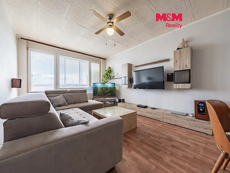 Prodej bytu 2+1 64 m², Chomutov – náhled fotky 1
