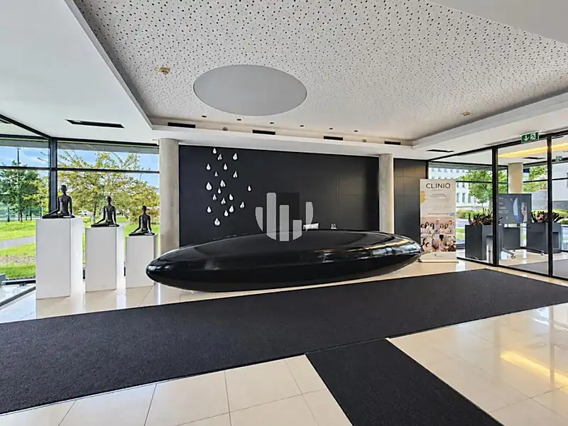 Pronájem kanceláře 349 m², Praha – náhled fotky 2