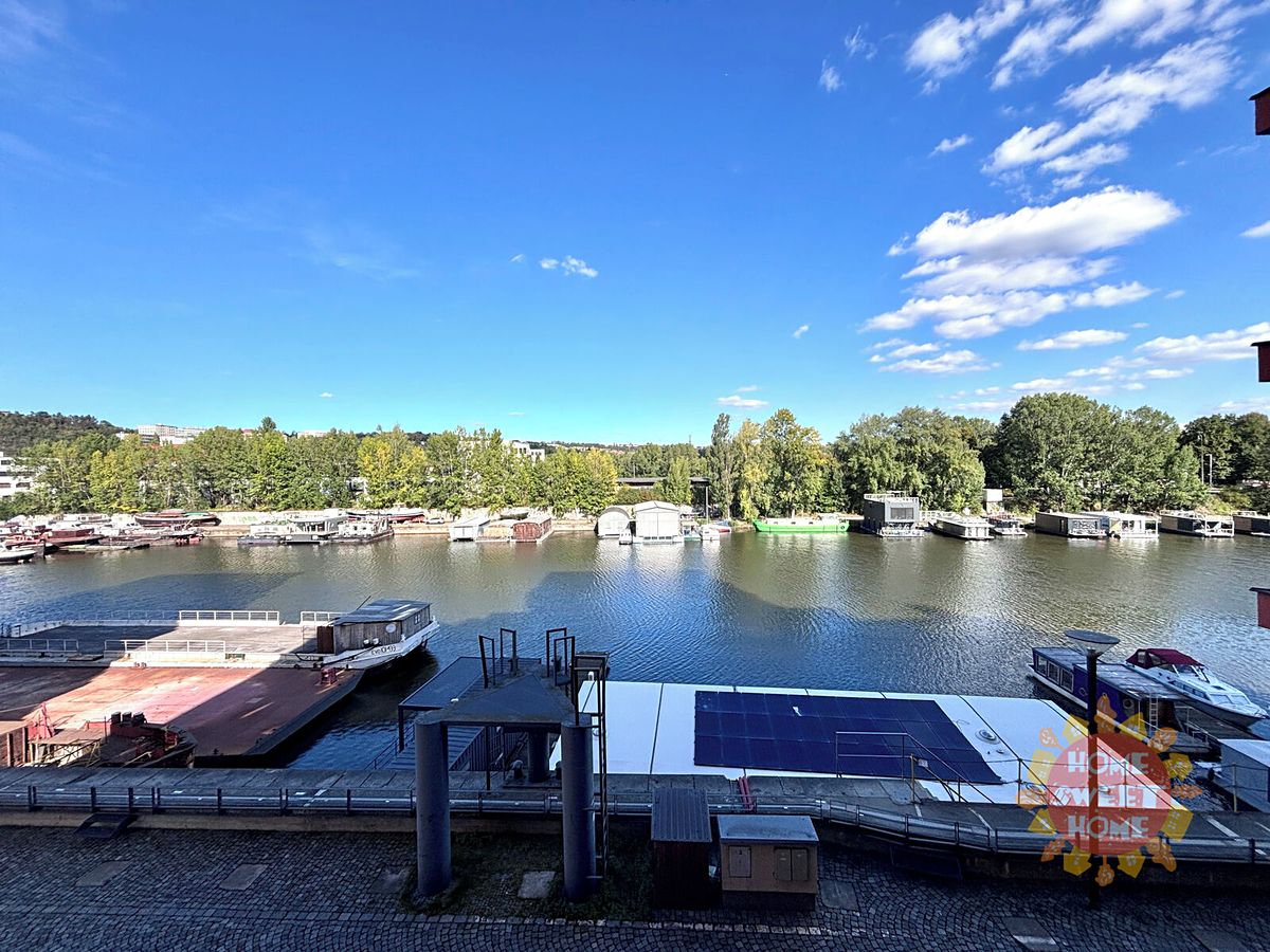 Pronájem bytu 2+kk 70 m²