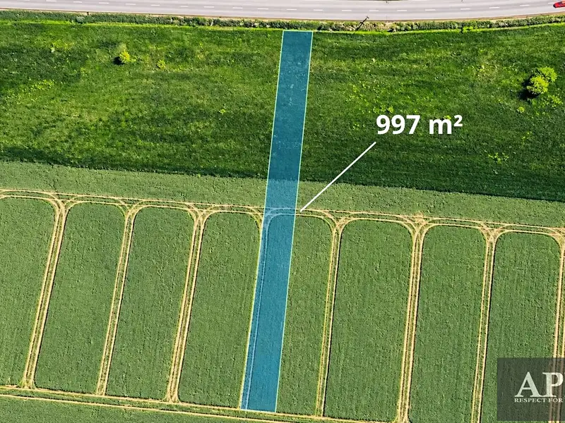 Prodej stavebního pozemku 997 m², Nedachlebice – náhled fotky 1