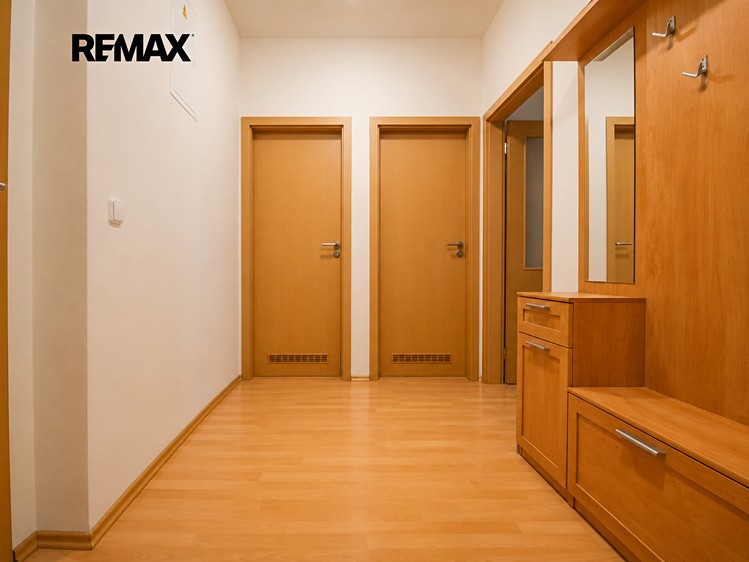 Pronájem bytu 2+kk, 70 m² (5 z 17)