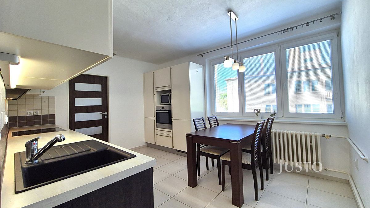 Pronájem bytu 3+1 79 m², Písek – fotka 1 z 3
