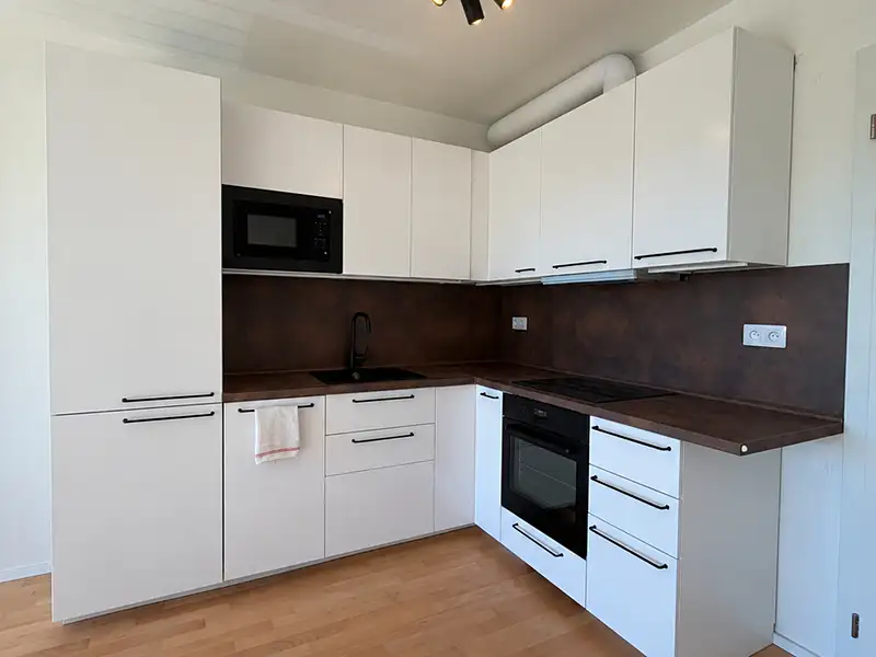 Pronájem bytu 1+kk 34 m², Praha – náhled fotky 1