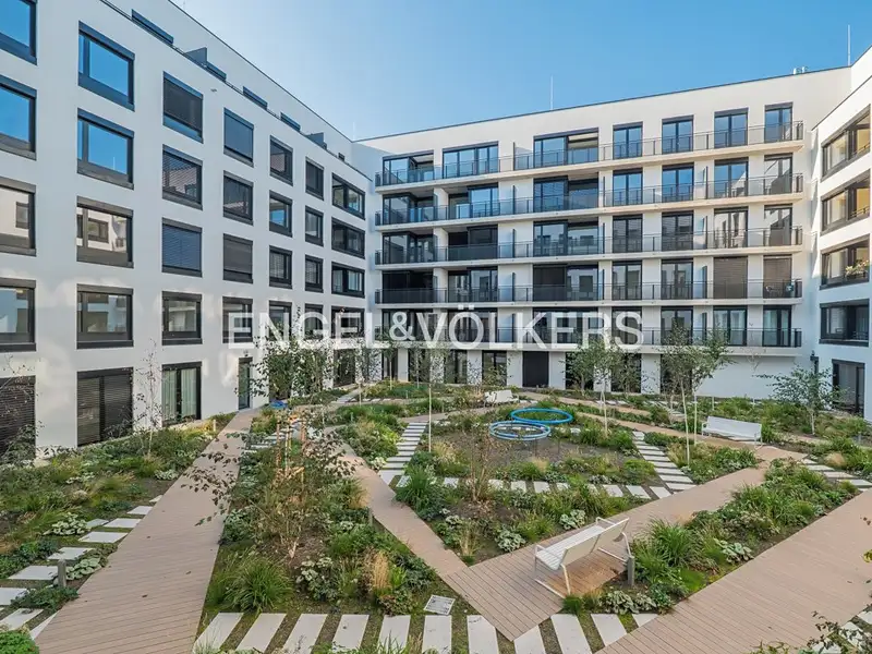 Pronájem bytu 2+kk 54 m², Praha – náhled fotky 3