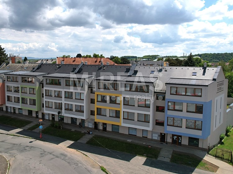 Prodej bytu 3+kk, 111 m² (1 z 21)