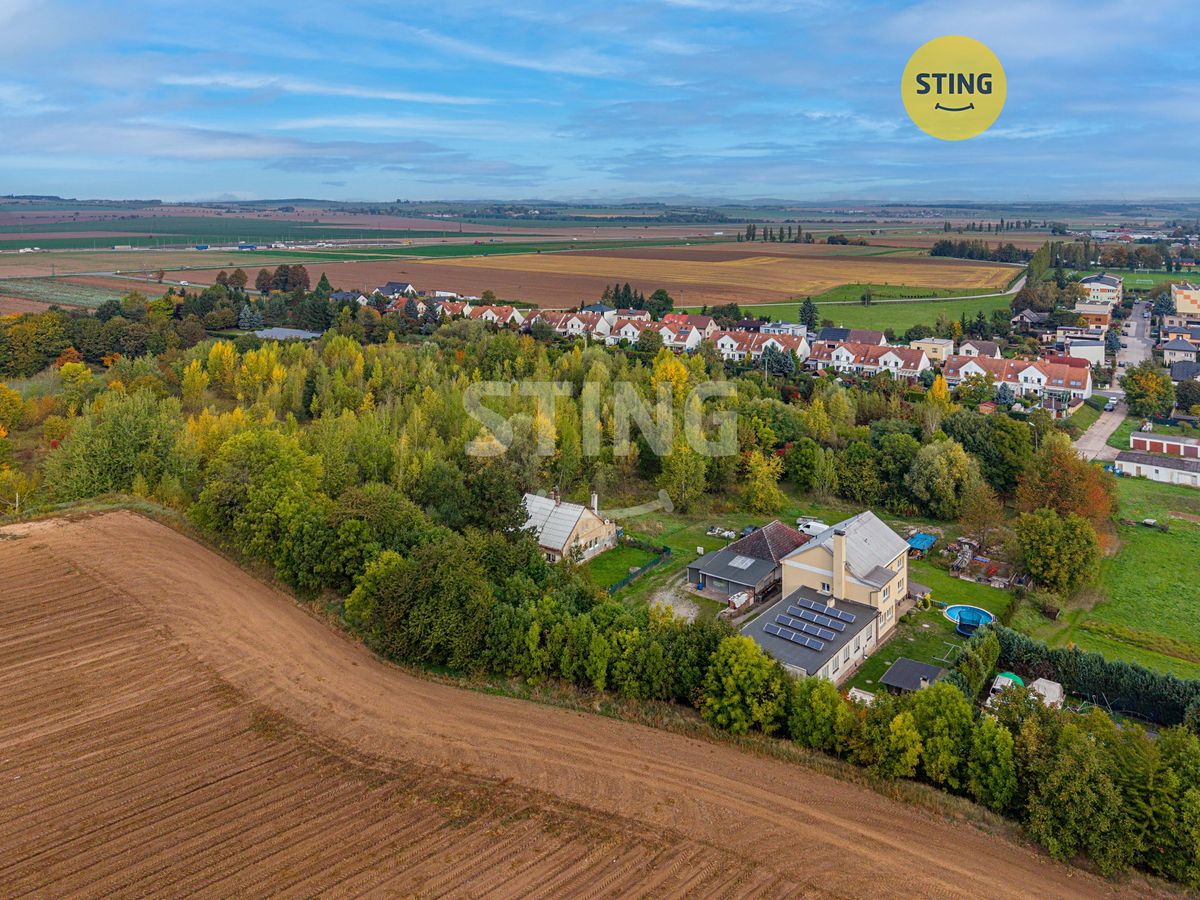 Prodej stavebního pozemku 63998 m², Předměřice nad Labem – fotka 1 z 3