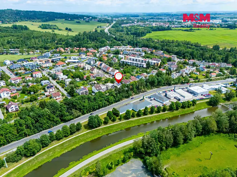 Prodej rodinného domu 277 m², pozemek 598 m², Jihlava – náhled fotky 3