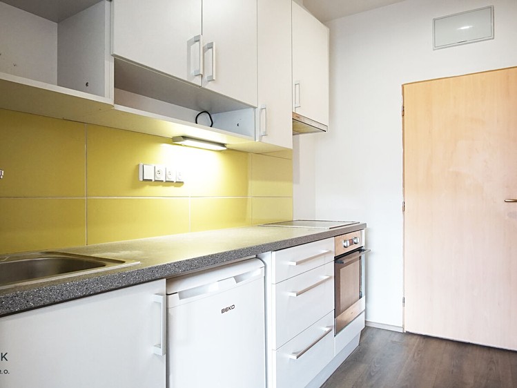 Wohnung 1+1 zur Miete, 27 m² (2 von 3)