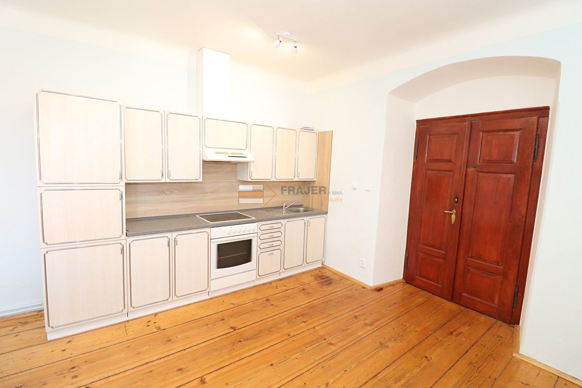 Pronájem bytu 1+kk 26 m²