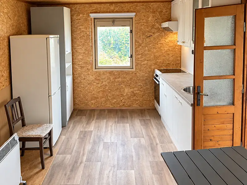 Prodej chaty 43 m², pozemek 430 m², Káraný – náhled fotky 3