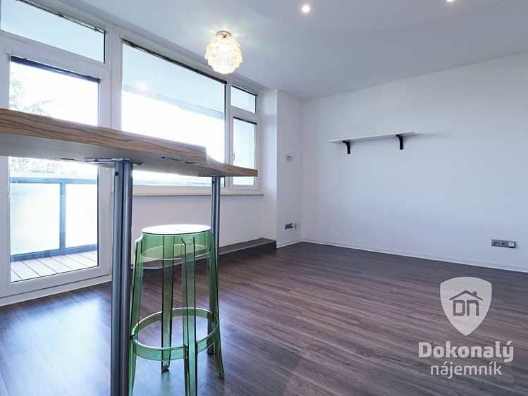 Квартира 1+kk в оренду, 27 м² (6 з 19)
