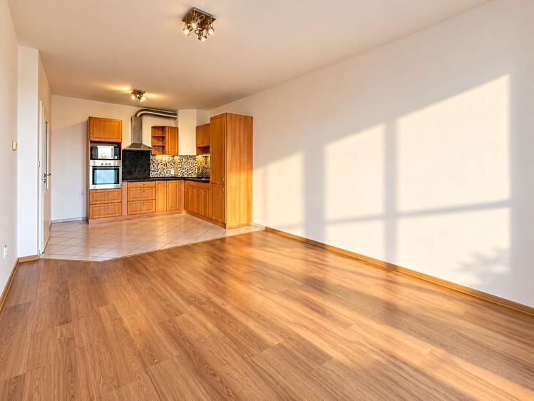 Pronájem bytu 2+kk, 46 m² (7 z 17)