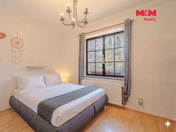 Prodej domu, 300 m² (13 z 24)
