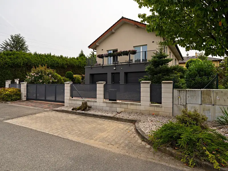 Prodej rodinného domu 128 m², pozemek 690 m², Plzeň – náhled fotky 3