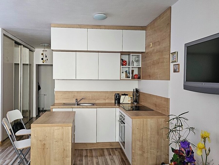 Квартира 1+kk в оренду, 40 м² (1 з 9)