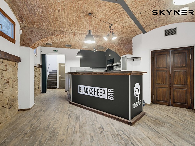 Pronájem komerčního prostoru, 122 m² (6 z 16)