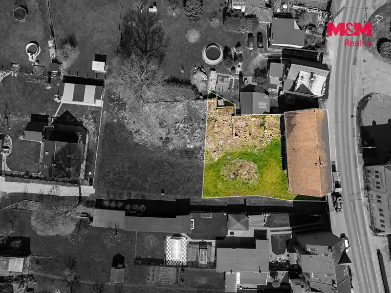 Prodej rodinného domu 362 m², pozemek 911 m², Stružnice – náhled fotky 2