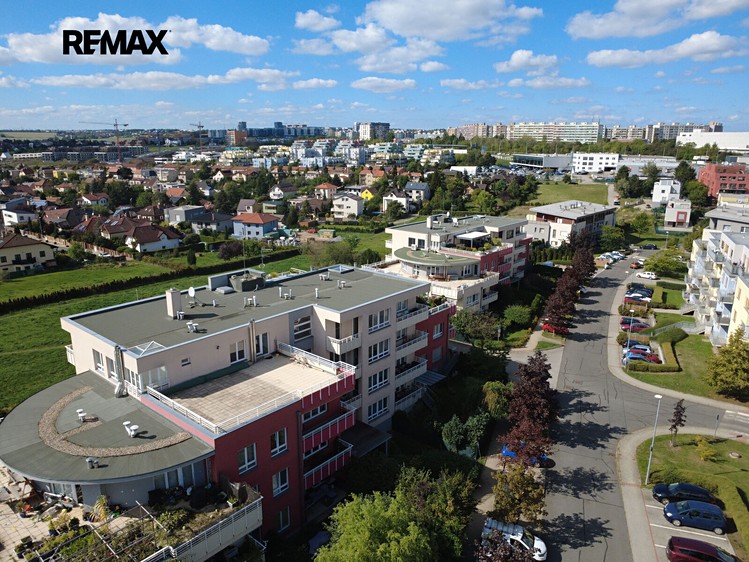 Prodej bytu 4+kk, 100 m² (32 z 36)