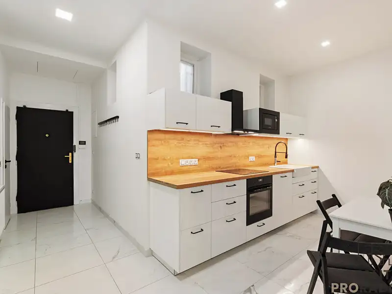 Pronájem bytu 3+1 75 m², Praha – náhled fotky 3