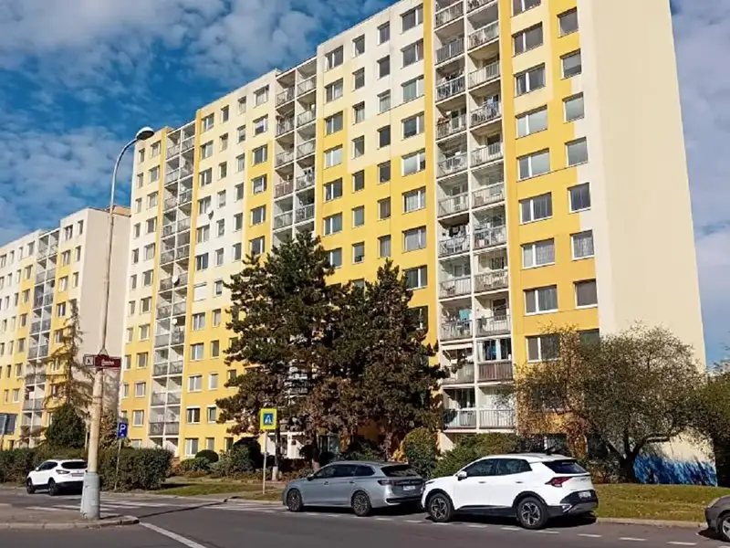 Prodej bytu 4+1 84 m², Praha – náhled fotky 1