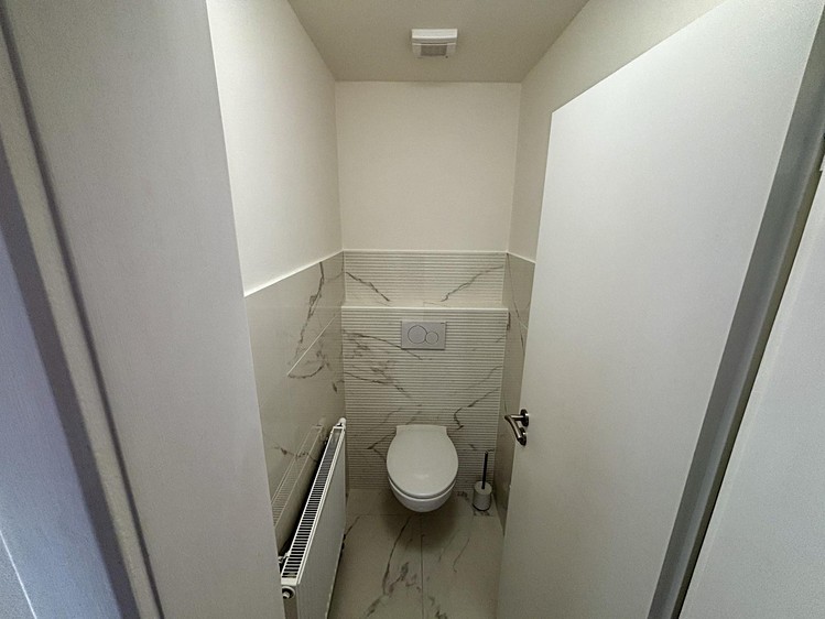 Pronájem bytu 3+kk, 76 m² (13 z 15)