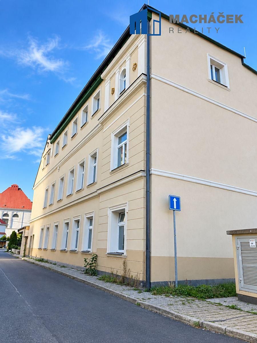Pronájem bytu 2+kk 45 m², Duchcov – fotka 1 z 3
