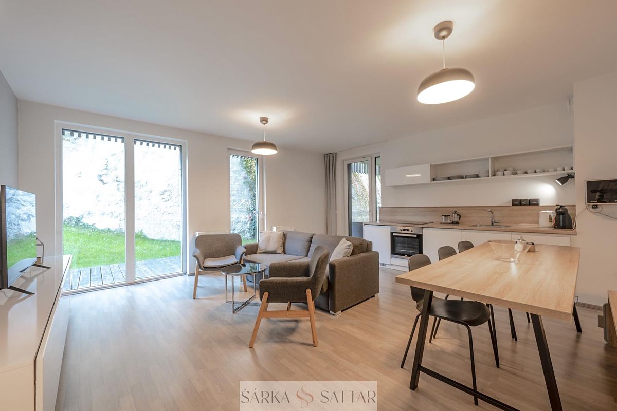 Prodej bytu 3+kk 86 m², Doksy – fotka 1 z 3