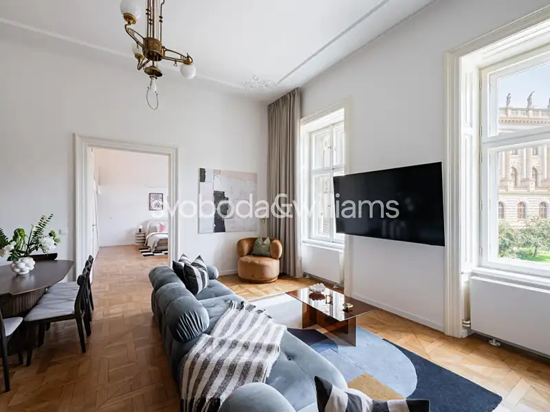 Prodej bytu 5+kk 172 m², Praha – náhled fotky 1