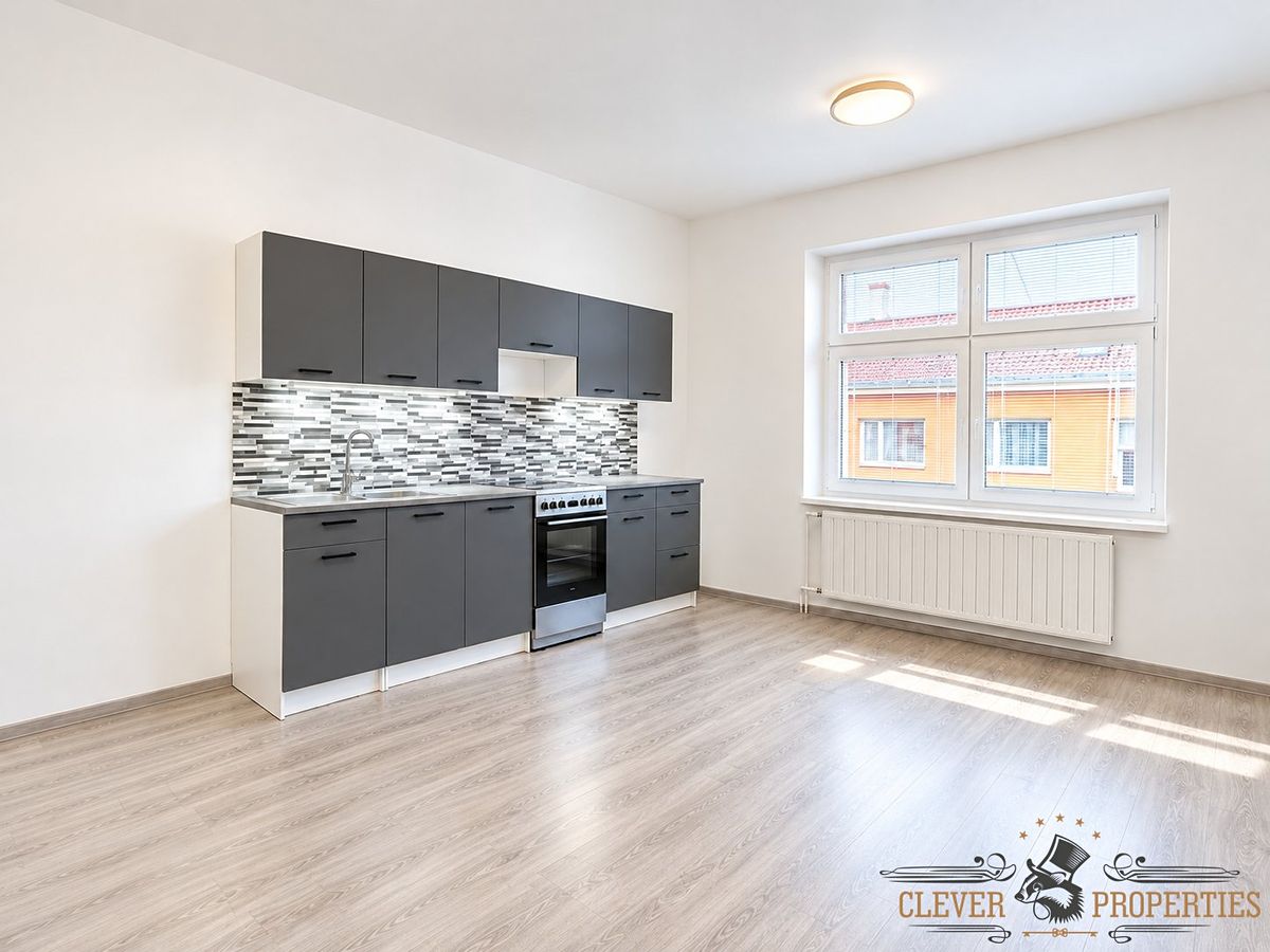 Pronájem bytu 2+kk 71 m², Golčův Jeníkov – fotka 1 z 3