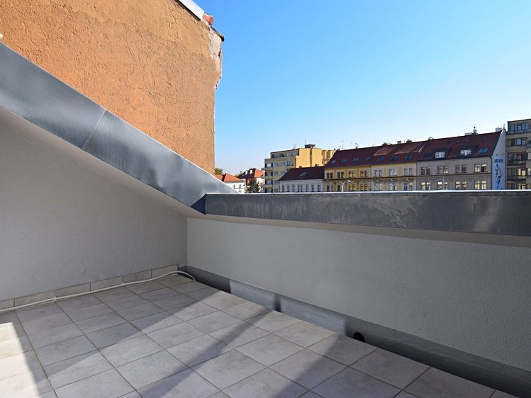 Квартира 3+kk в оренду, 100 м² (17 з 24)